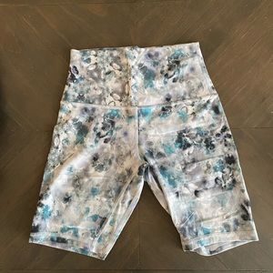 Lululemon Align High Rise Shorts 8inch